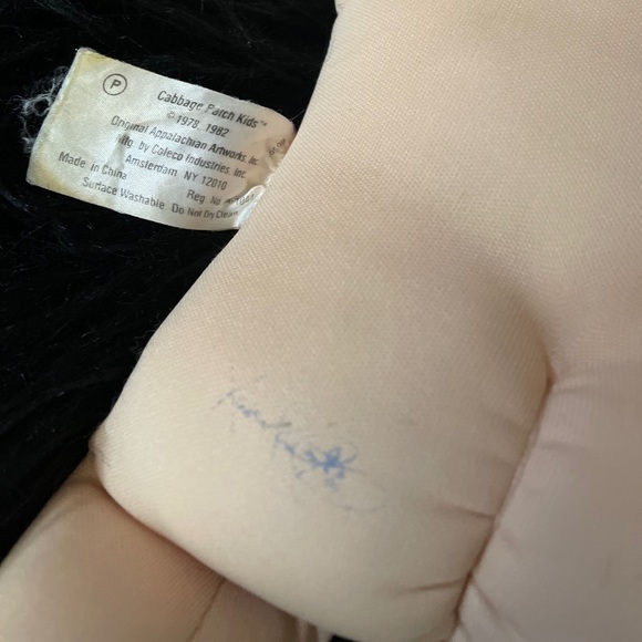 Cabbage Patch Doll - Picture 1 of 6